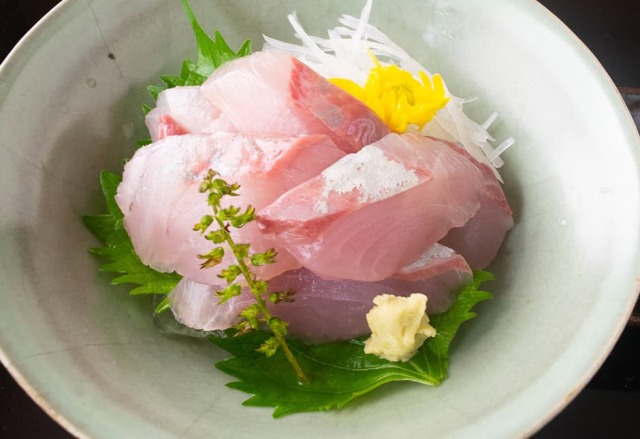 気仙沼産かんぱち刺身