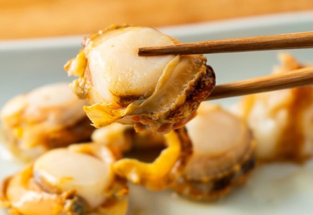 気仙沼産蒸し皿貝（さらがい）