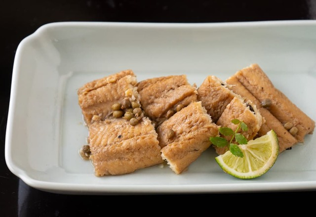 穴子山椒煮　形ふぞろい