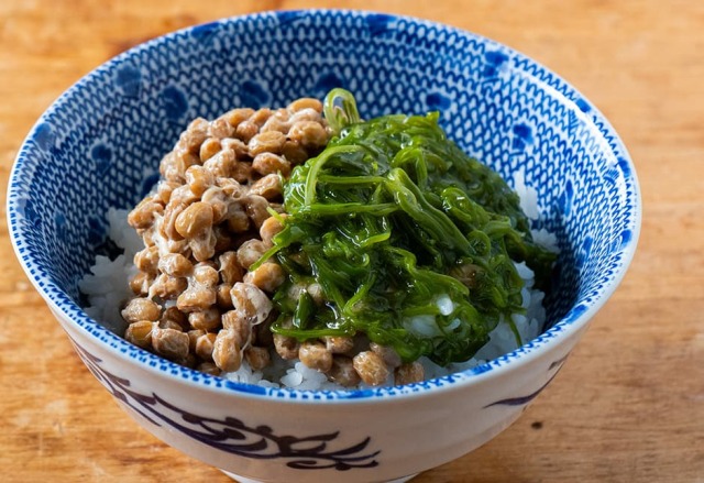 めかぶ・納豆セット（めかぶ２ｐ・納豆２ｐ）