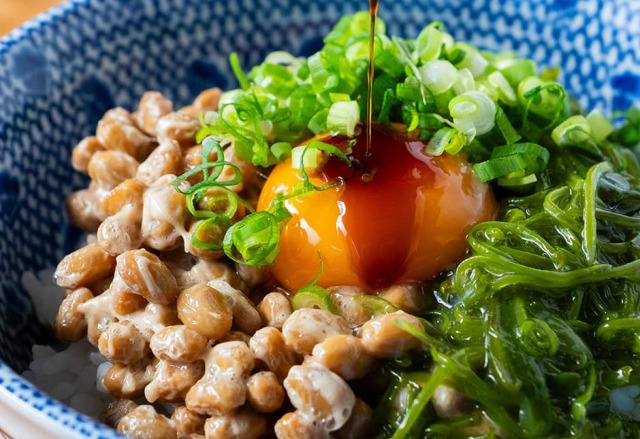 めかぶ・納豆セット（めかぶ2p・納豆2p）｜気仙沼から無添加手作り