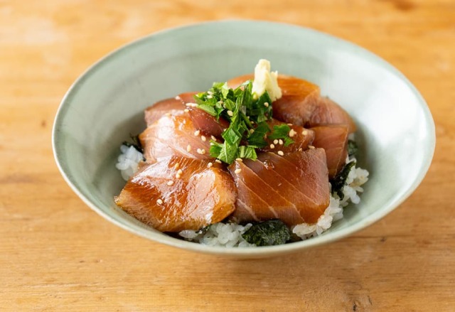 本まぐろ（メジ）ハラミ切り落とし漬け