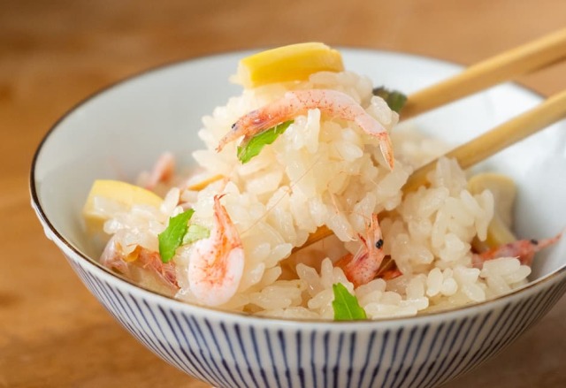さくら海老と筍の炊き込みご飯