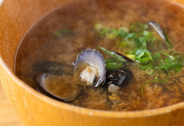 しじみ様 津軽十三湖のしじみ（中粒200gP×3袋）｜気仙沼から無添加手作り