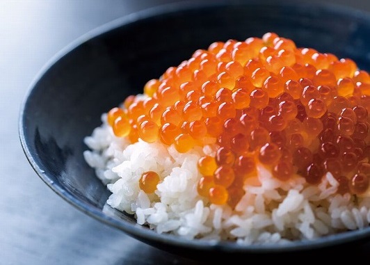 斉吉のいくら醤油漬け