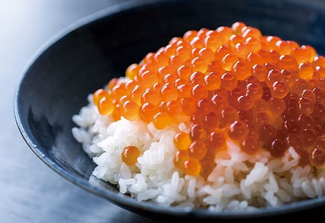 斉吉のいくら醤油漬