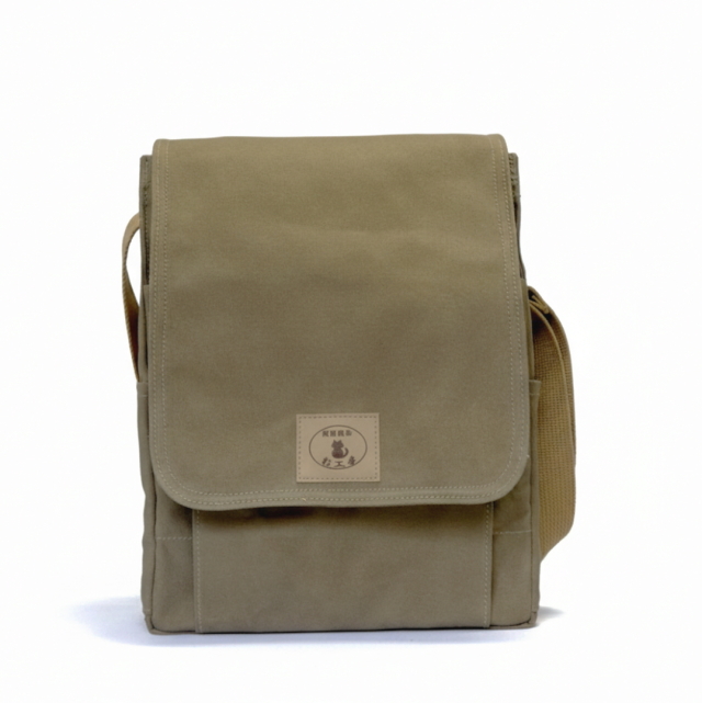 帆布ショルダーバッグＨＧ（縦型・A4対応）　[尾道帆布鞄 彩工房]