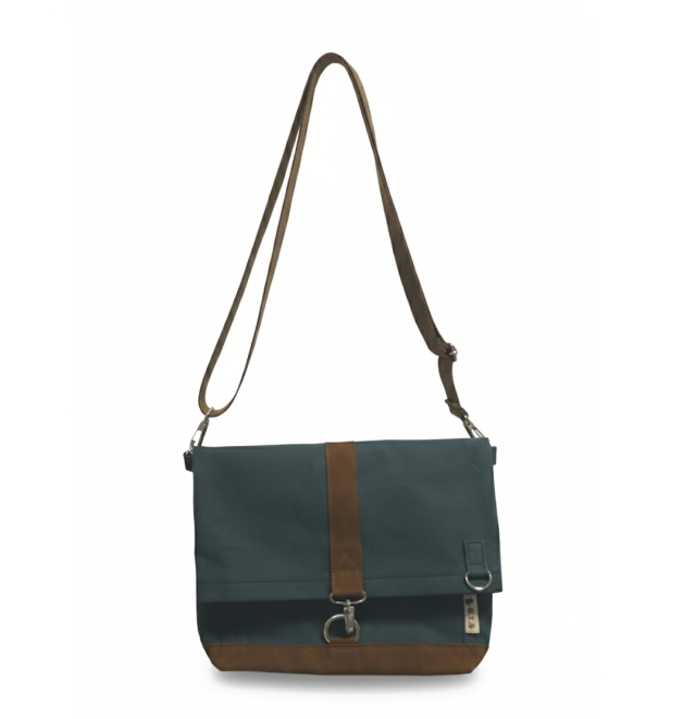 マルチバッグII（A4対応）　[尾道帆布鞄 彩工房]