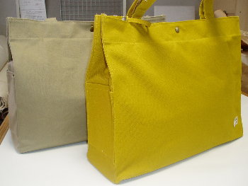 Squ B4対応 肩掛け可能トートバッグ 尾道 帆布鞄 彩工房