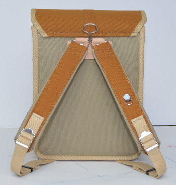 ランザックキャメル背面