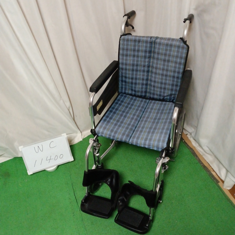 【Bランク 中古 車椅子】ミキ 介助式 車椅子 SKT-2 (WC-11400)