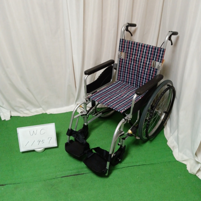 車椅子 MIKI BALシリーズ チェック柄