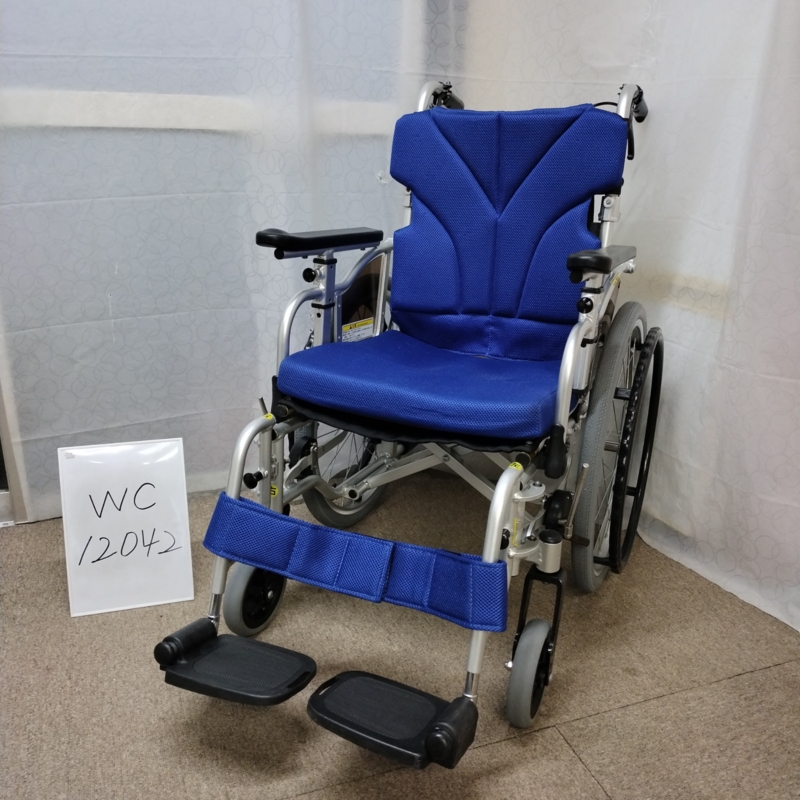 【Bランク 中古 車椅子】カワムラサイクル 自走式車椅子 KZ20-40 (WC