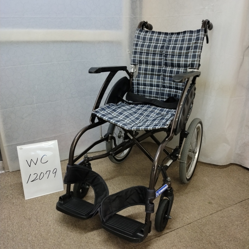 【Bランク 中古 車椅子】カワムラサイクル 介助式車椅子 ウェイビッ