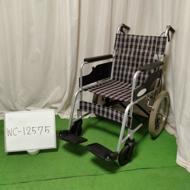 Bランク 中古 車椅子】 日進医療器 介助式 車椅子 NC-2CB (WC-12575)