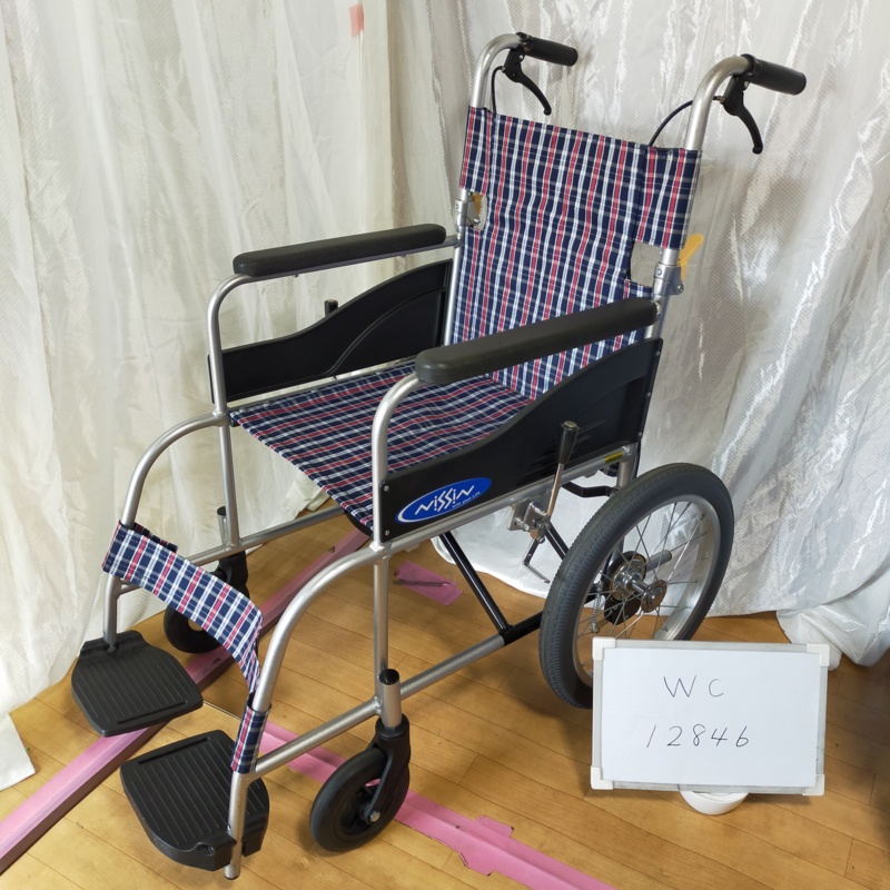 【Aランク 中古 車椅子】 日進医療器　介助式 車椅子　NEO-2　(WC-12