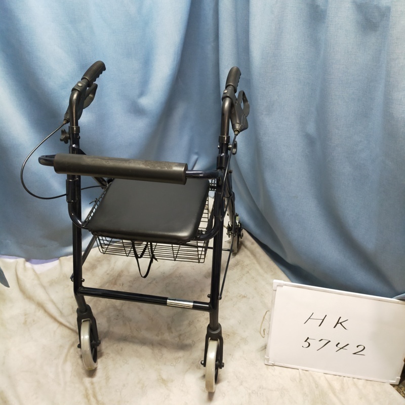 【Bランク 中古 歩行器】ウェルケアバンク あゆむくん WCFW4SAB (HK-