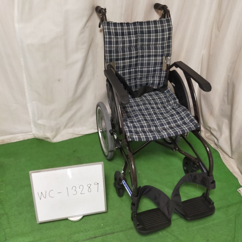 【Bランク 中古 車椅子】カワムラサイクル 介助式車椅子 ウェイビッ