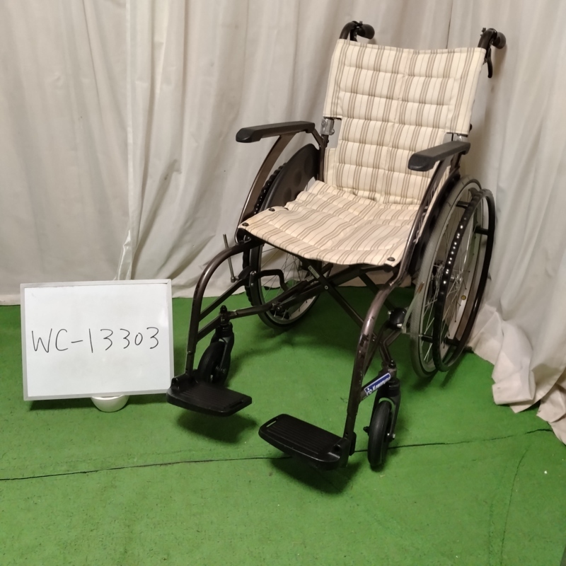 【Bランク 中古 車椅子】カワムラサイクル 自走式車椅子 ウェイビッ