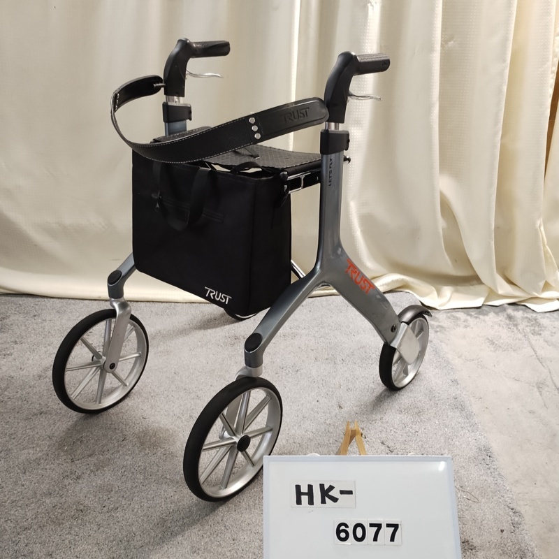 【Aランク 中古 歩行器】竹虎ヒューマンケア レッツフライ (HK-6077)