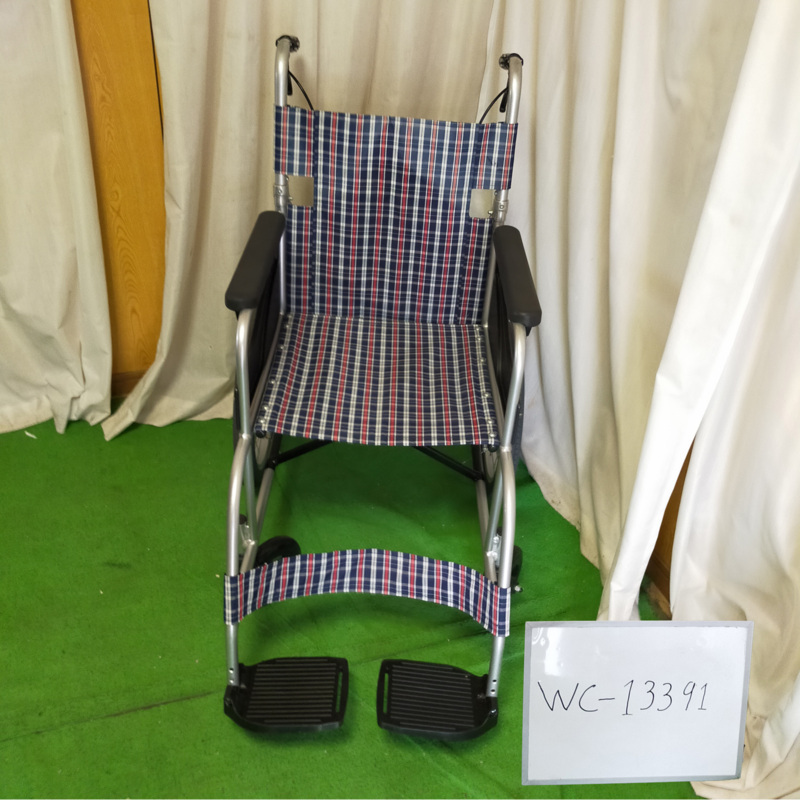 【Bランク 中古 車椅子】 日進医療器 介助式 車椅子 NEO-2 (WC-13391