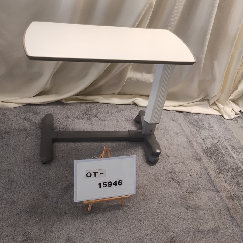 【Bランク 中古 介護テーブル】パラマウントベッド サイドテーブル K