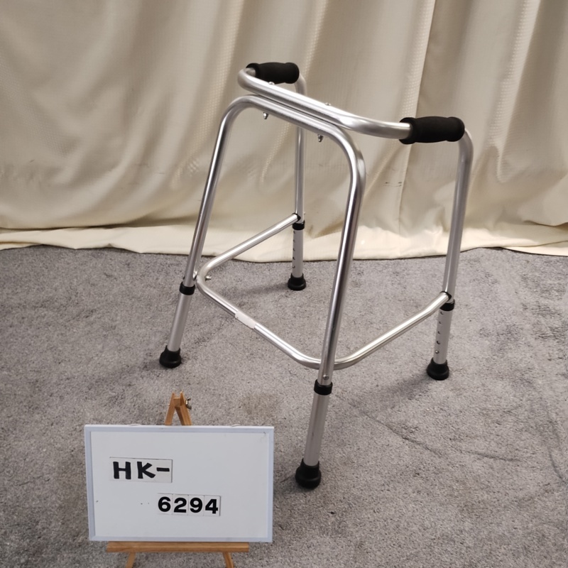 【Bランク 中古 歩行器】クリスタル産業 Ｕラインウォーカー AL-125A