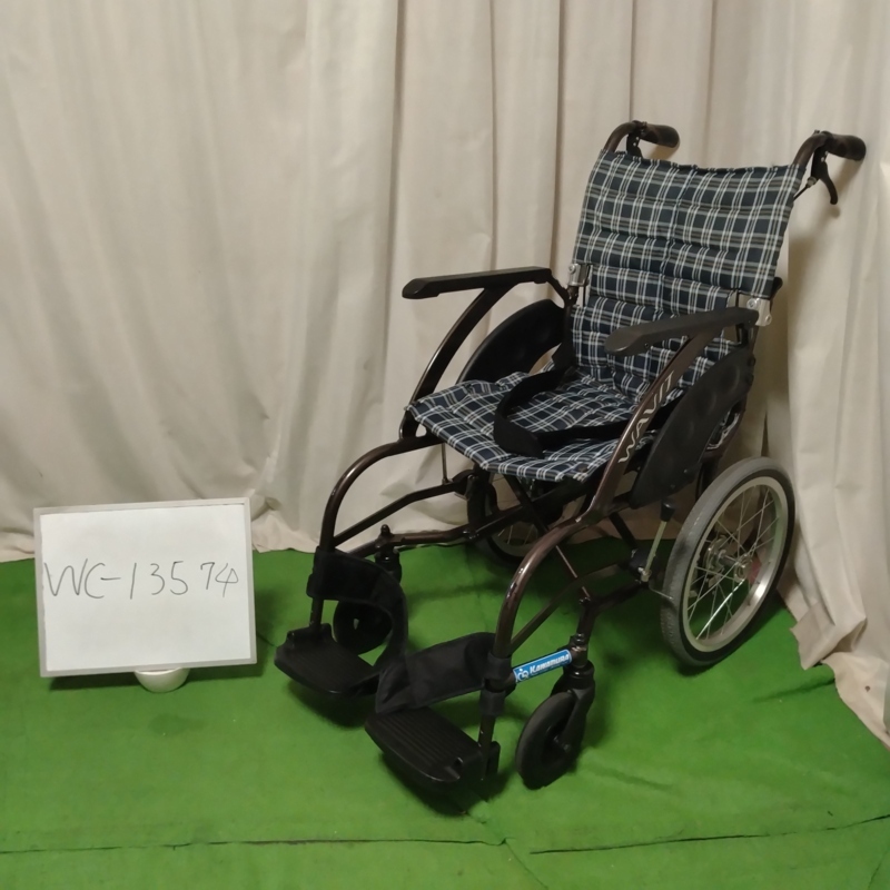 【Bランク 中古 車椅子】カワムラサイクル 介助式車椅子 ウェイビッ