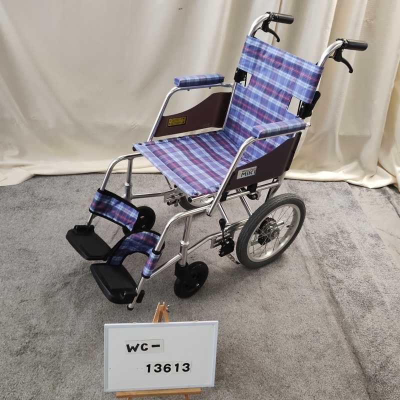 【Bランク 中古 車椅子】ミキ 介助式車椅子 Skit（スキット） SKT-1 