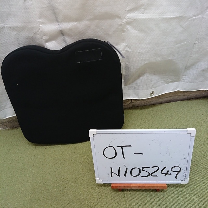 中古 車椅子用クッション「アウルREHA」（加地／レギュラー／OWL21-BK1-4040／Aランク）[KOT-NI05249]