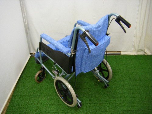 車椅子「介助式車椅子」（松永製作所／REM-8／介助式／標準軽量
