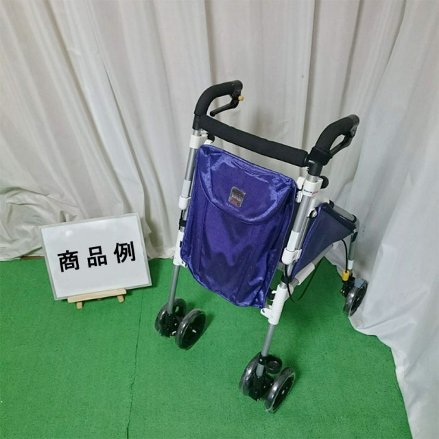 中古 歩行器・杖「ピウプレストマム」（象印ベビー／四輪歩行器