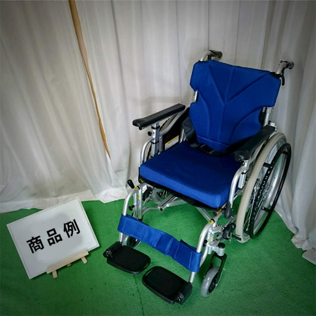 【中古 車椅子 Aランク】カワムラサイクル 自走式車椅子 KZM22-40 (W