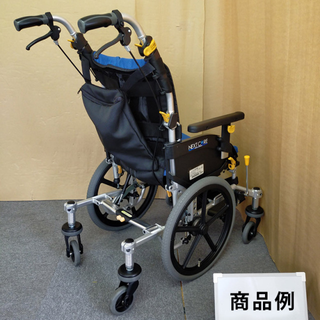 中古 車椅子 Sランク】松永製作所 介助式車椅子 ネクストコア・くるり