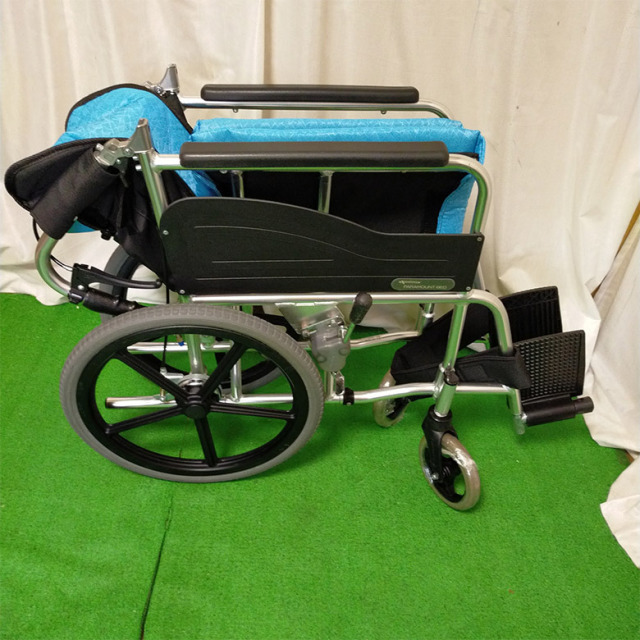 【車椅子 中古 Aランク】パラマウントベッド 介助式車椅子 KK-T545 (