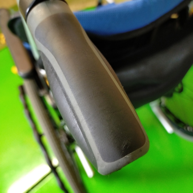 【Bランク 中古 車椅子】松永製作所 自走式車椅子 ネクストコア ミニ