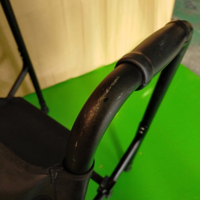 【Bランク品 中古 歩行器】イーアス Rec01 (レックゼロワン) コンパ