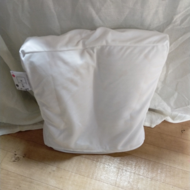 【Bランク 中古  クッション】ケープ ロンボ バックサポートクッショ