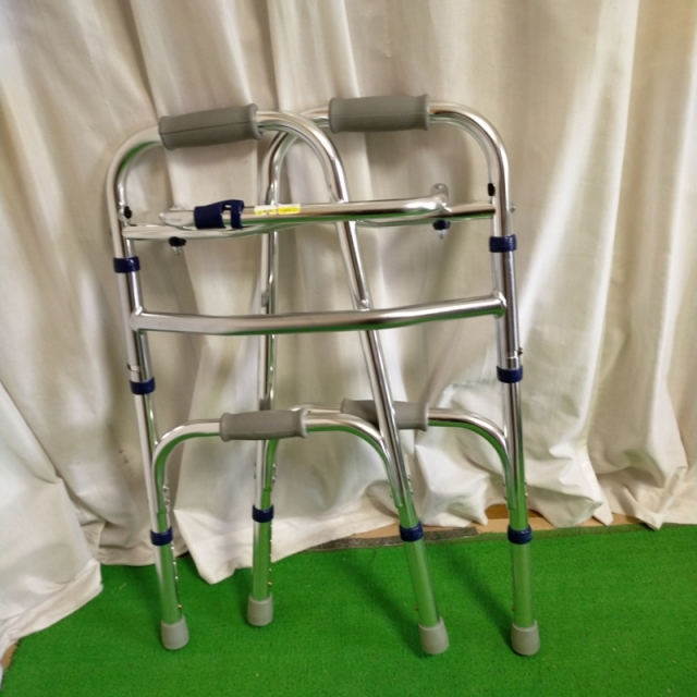 【Aランク 中古 歩行器】イーストアイ セーフティーアームウォーカー