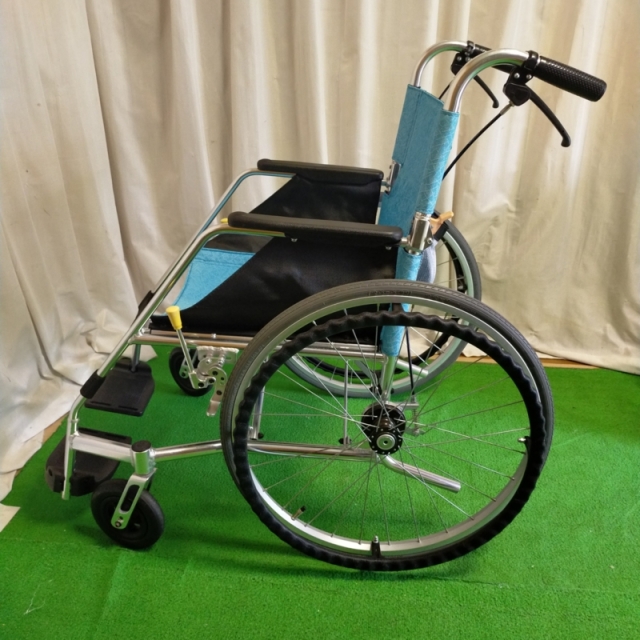 【Bランク 中古 車椅子】松永製作所 自走式車椅子 USL-1B (WC-11432)