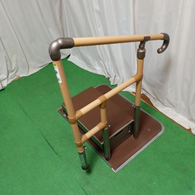 Bランク 中古 手すり】矢崎化工 あがりかまち用たちあっぷ CKE