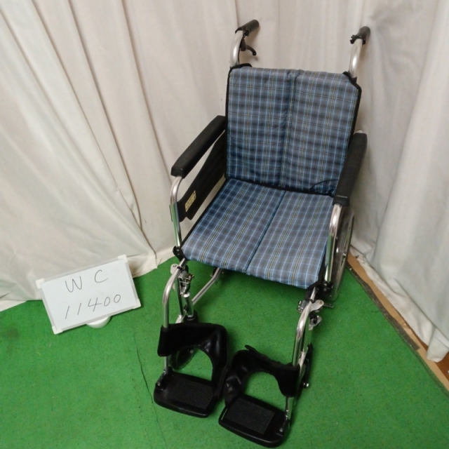 【Bランク 中古 車椅子】ミキ 介助式 車椅子 SKT-2 (WC-11400)