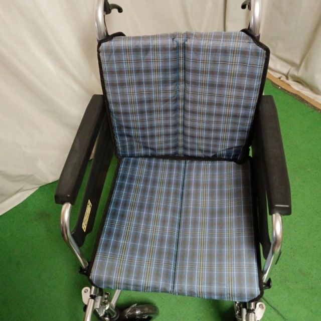 【Bランク 中古 車椅子】ミキ 介助式 車椅子 SKT-2 (WC-11400)