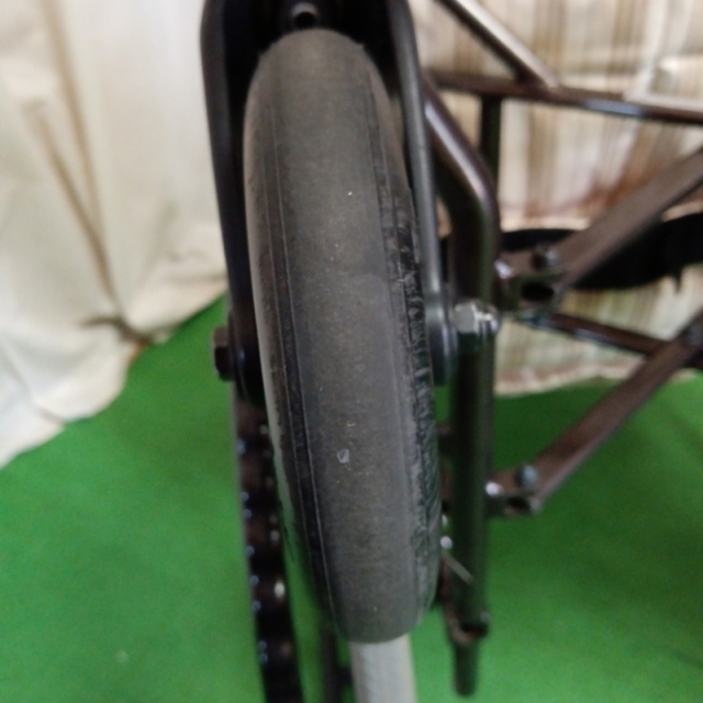 【Bランク 中古 車椅子】カワムラサイクル 自走式車椅子 ウェイビッ