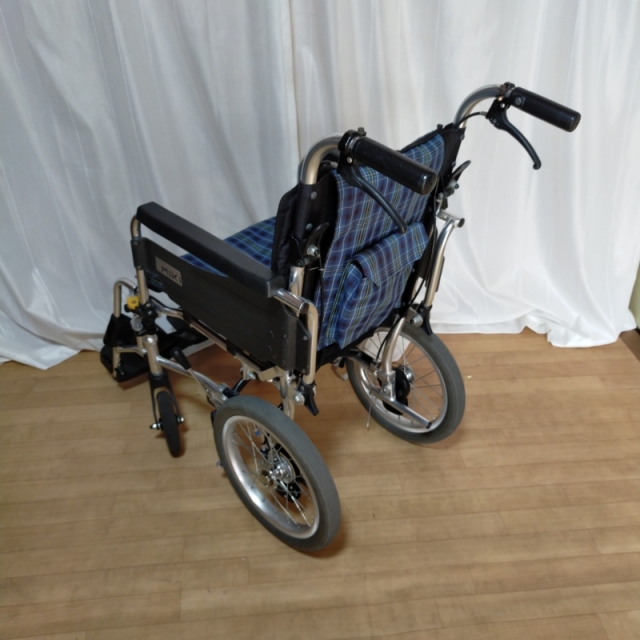【Bランク 中古 車椅子】ミキ 介助式 車椅子 SKT-2 (WC-11765)