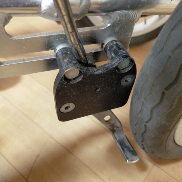 【Bランク 中古 車椅子】ミキ 介助式 車椅子 SKT-2 (WC-11765)