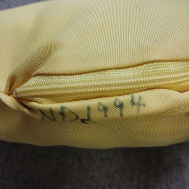 【Bランク 中古 体位変換 クッション】パラマウントベッド バナナタ