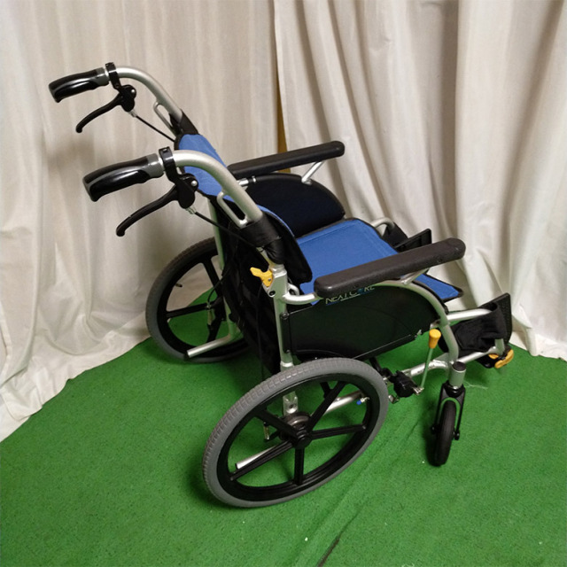 【中古 車椅子 Aランク】松永製作所 介助式車椅子 ネクストコア プチ