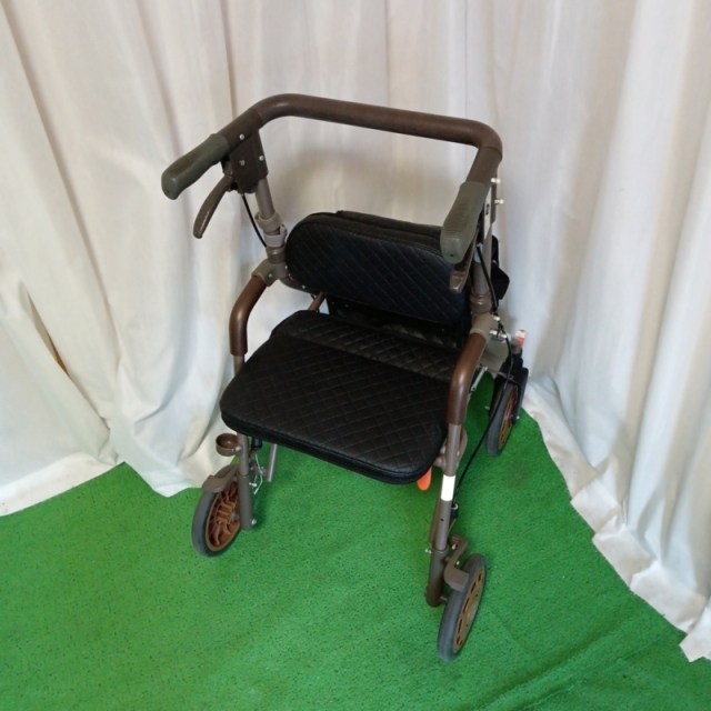 【Bランク 中古 歩行器】アイルリンク アイルウォークα (HK-5010)