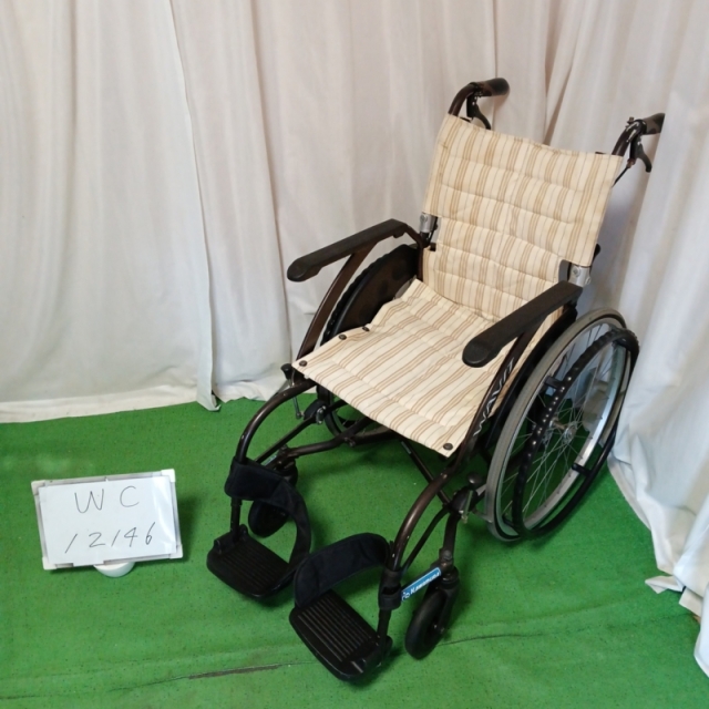 【Bランク 中古 車椅子】カワムラサイクル 自走式車椅子 ウェイビッ